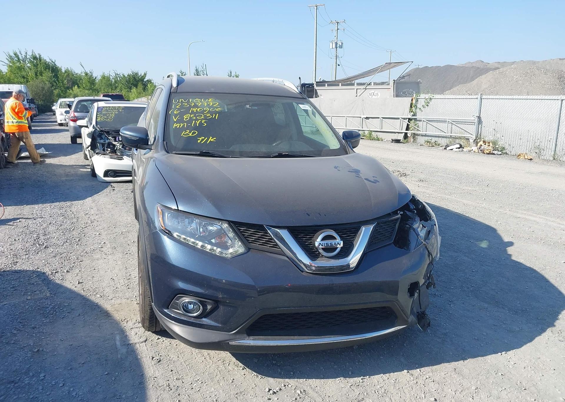 2016 NISSAN ROGUE S
