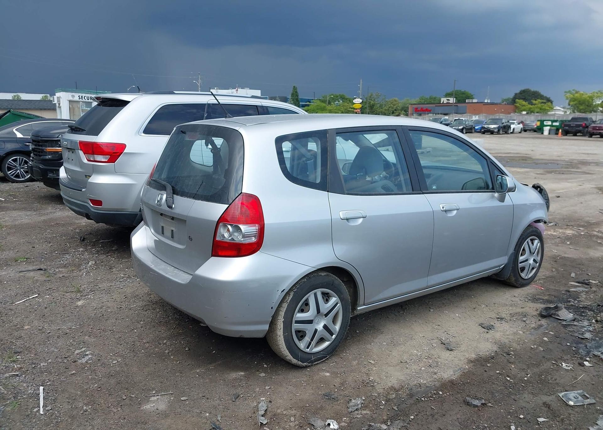 2007 HONDA FIT LX