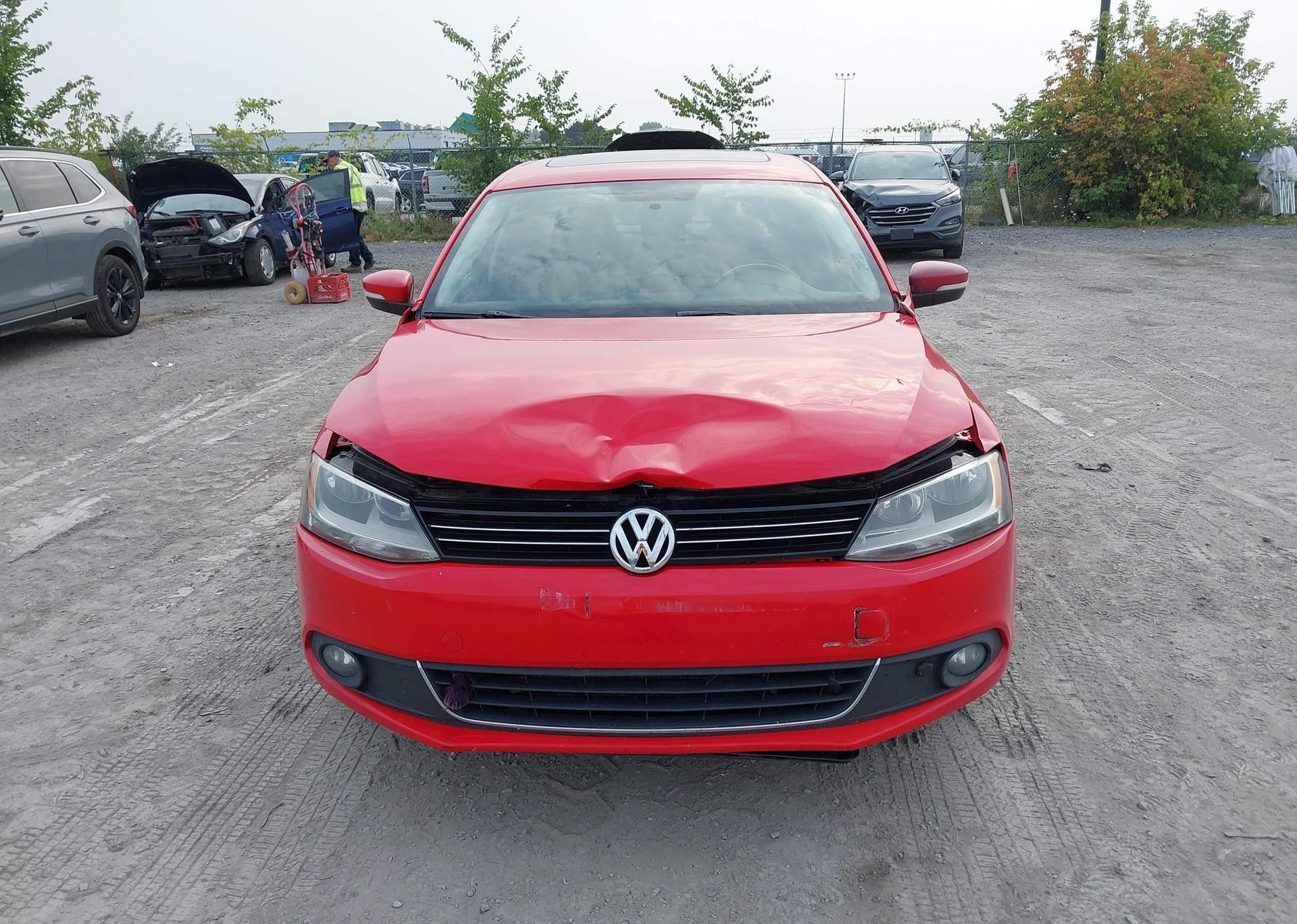 2014 VOLKSWAGEN JETTA SE