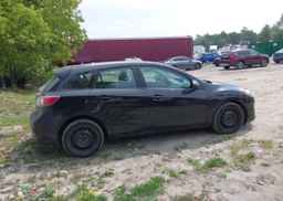 2013 MAZDA 3 I