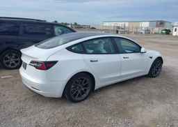 2022 TESLA MODEL 3 RWD