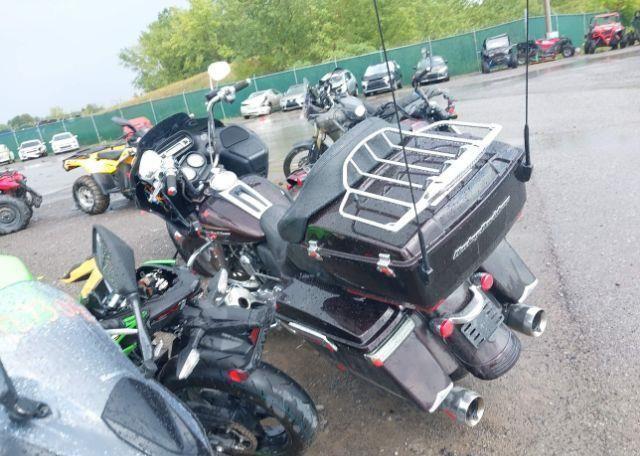 2011 HARLEY-DAVIDSON FLTRU