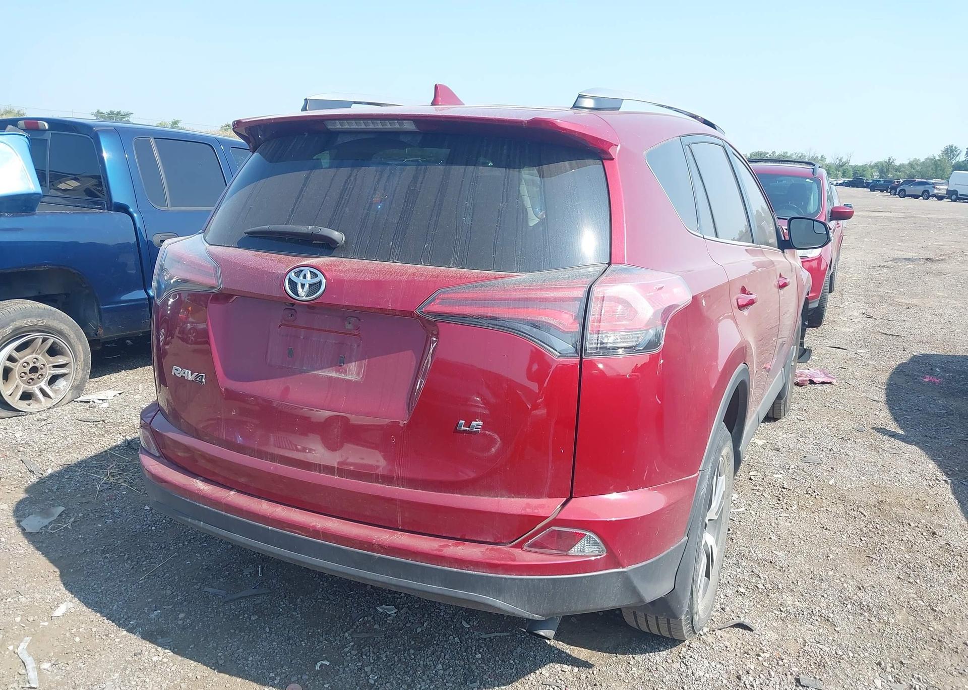 2018 TOYOTA RAV4 LE