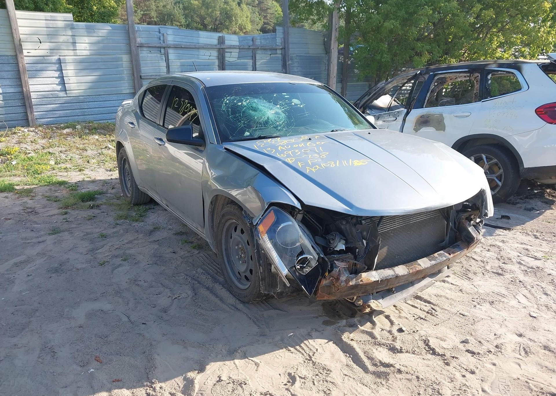 2013 DODGE AVENGER SE