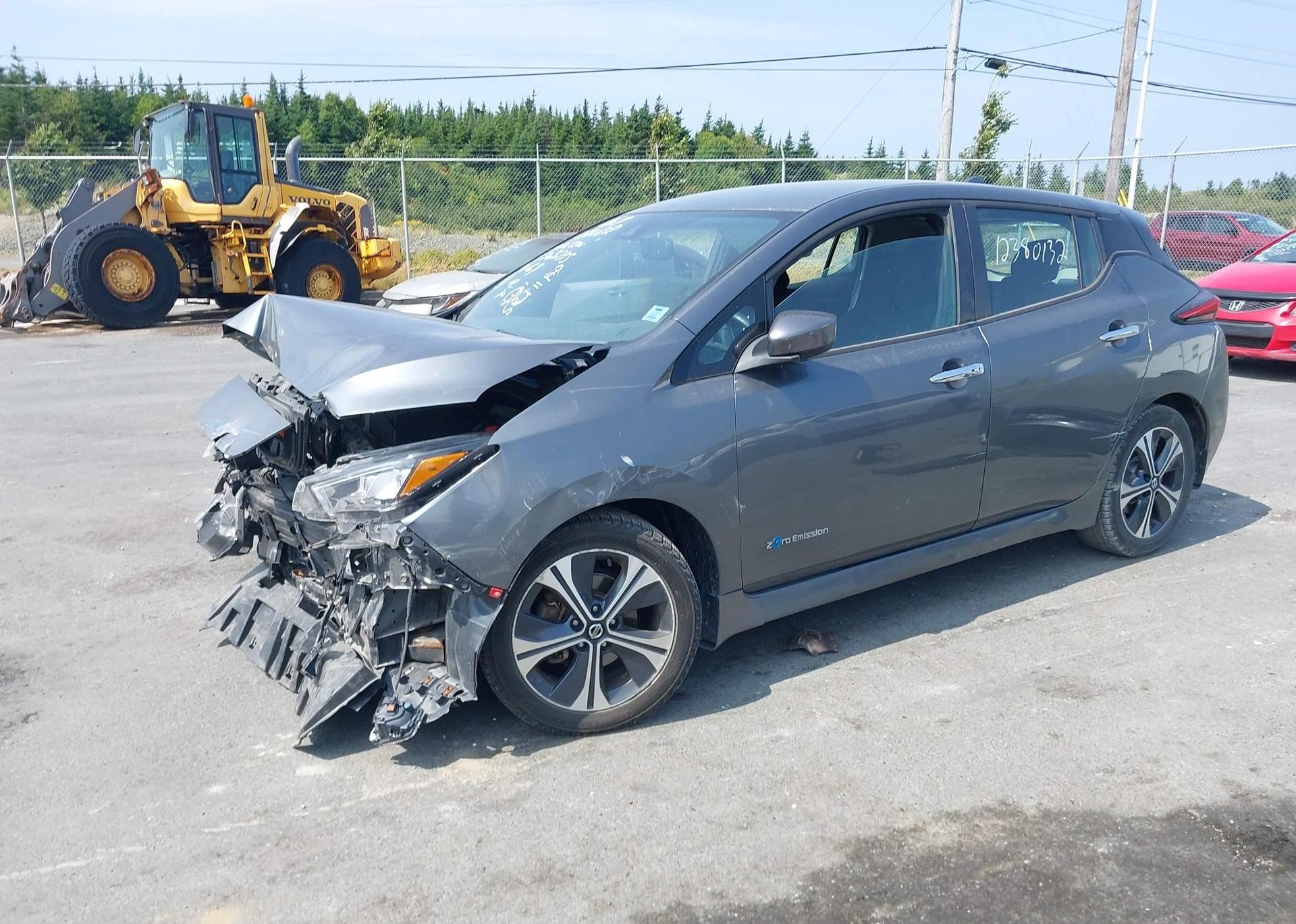2018 NISSAN LEAF S
