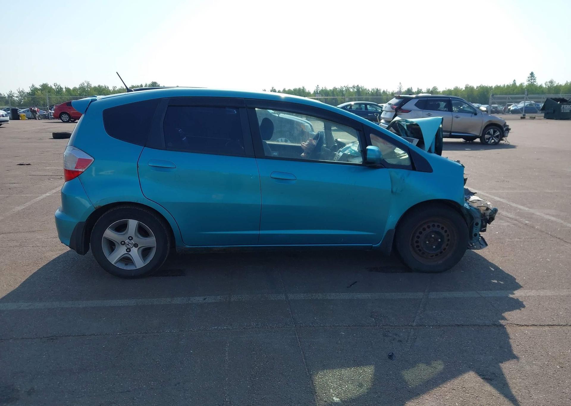 2013 HONDA FIT LX
