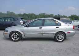 2004 VOLVO S40 A