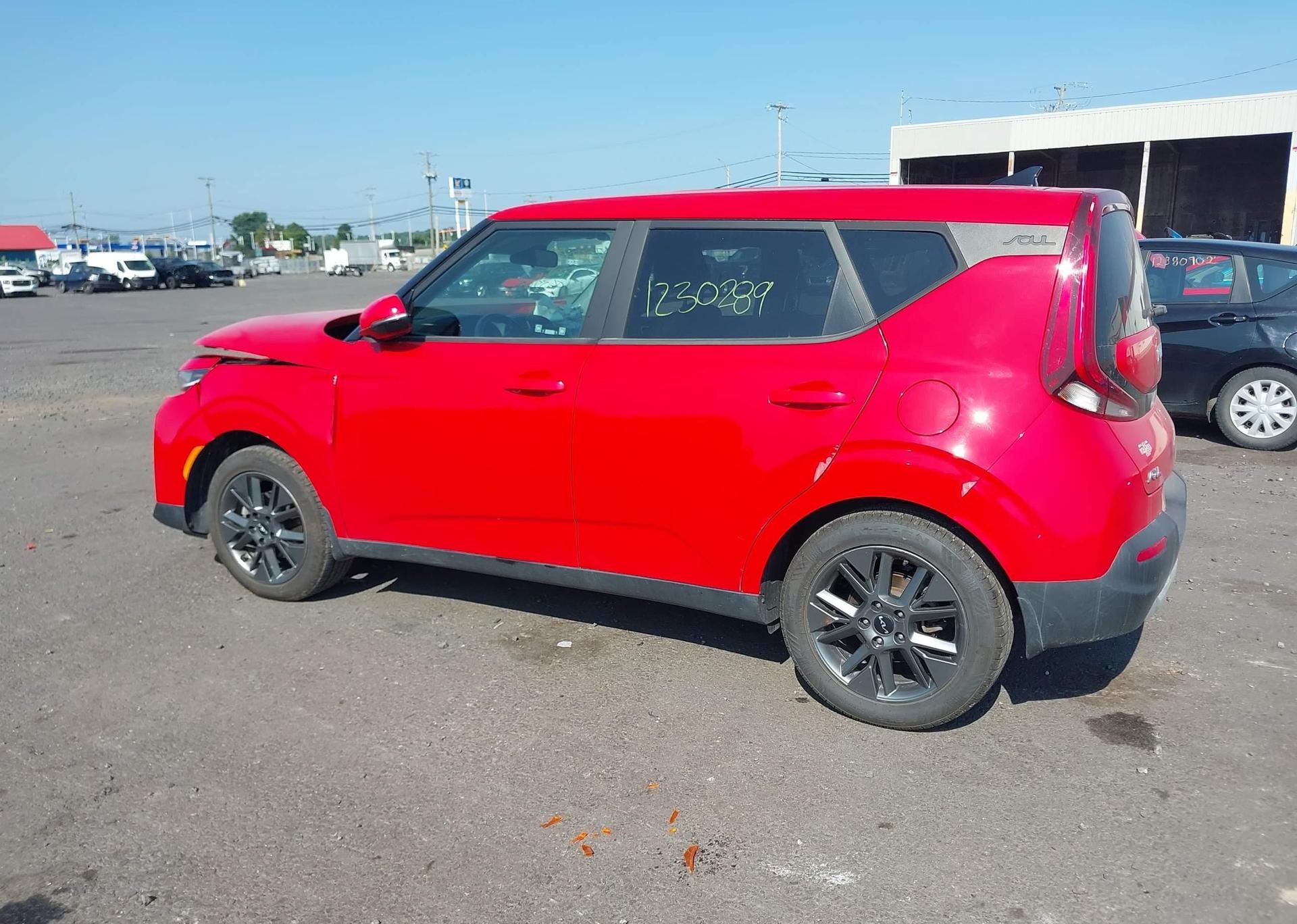 2022 KIA SOUL EX