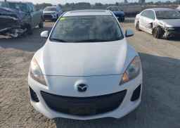 2013 MAZDA 3 I
