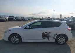 2013 MAZDA 3 I