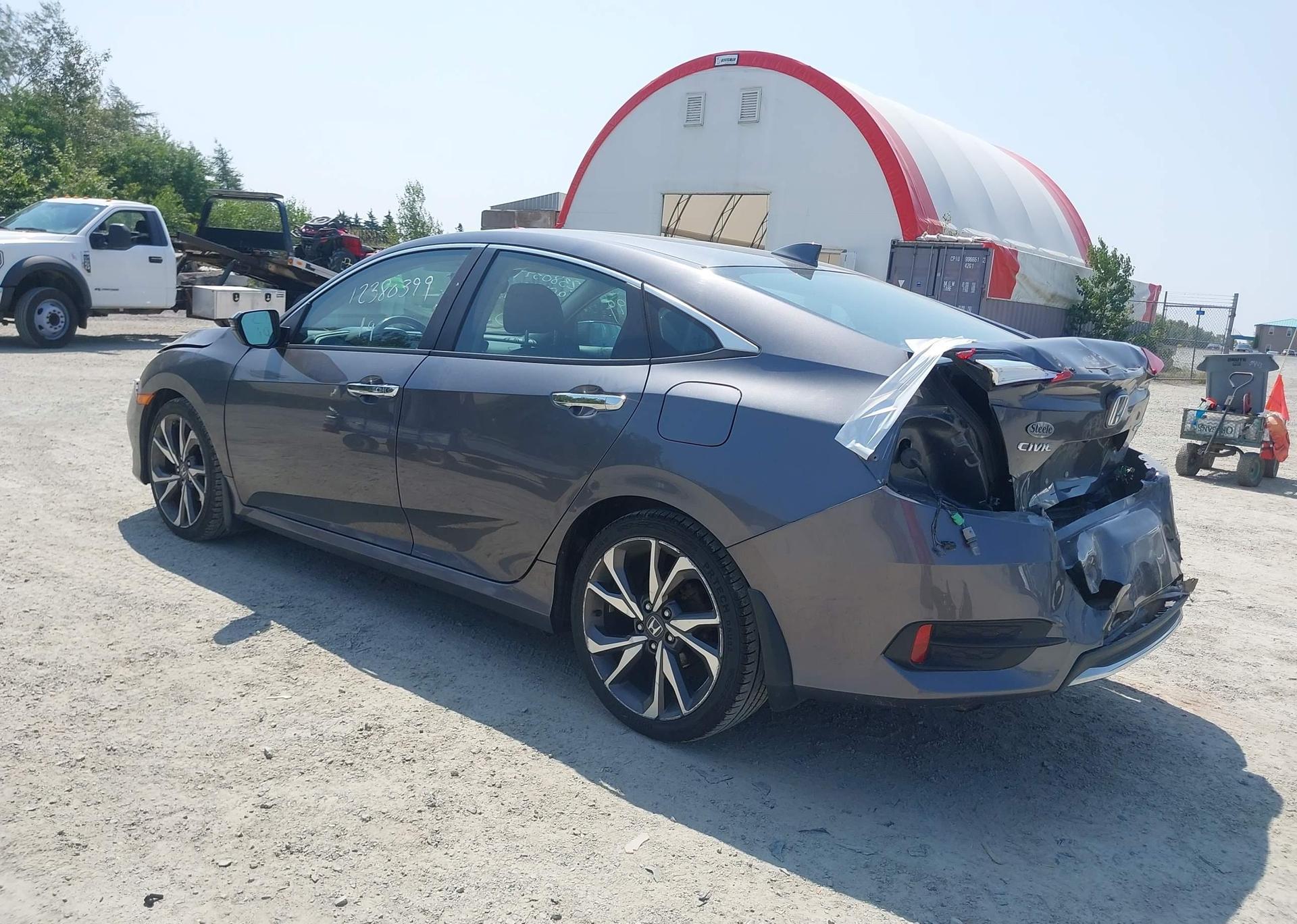 2019 HONDA Civic touring