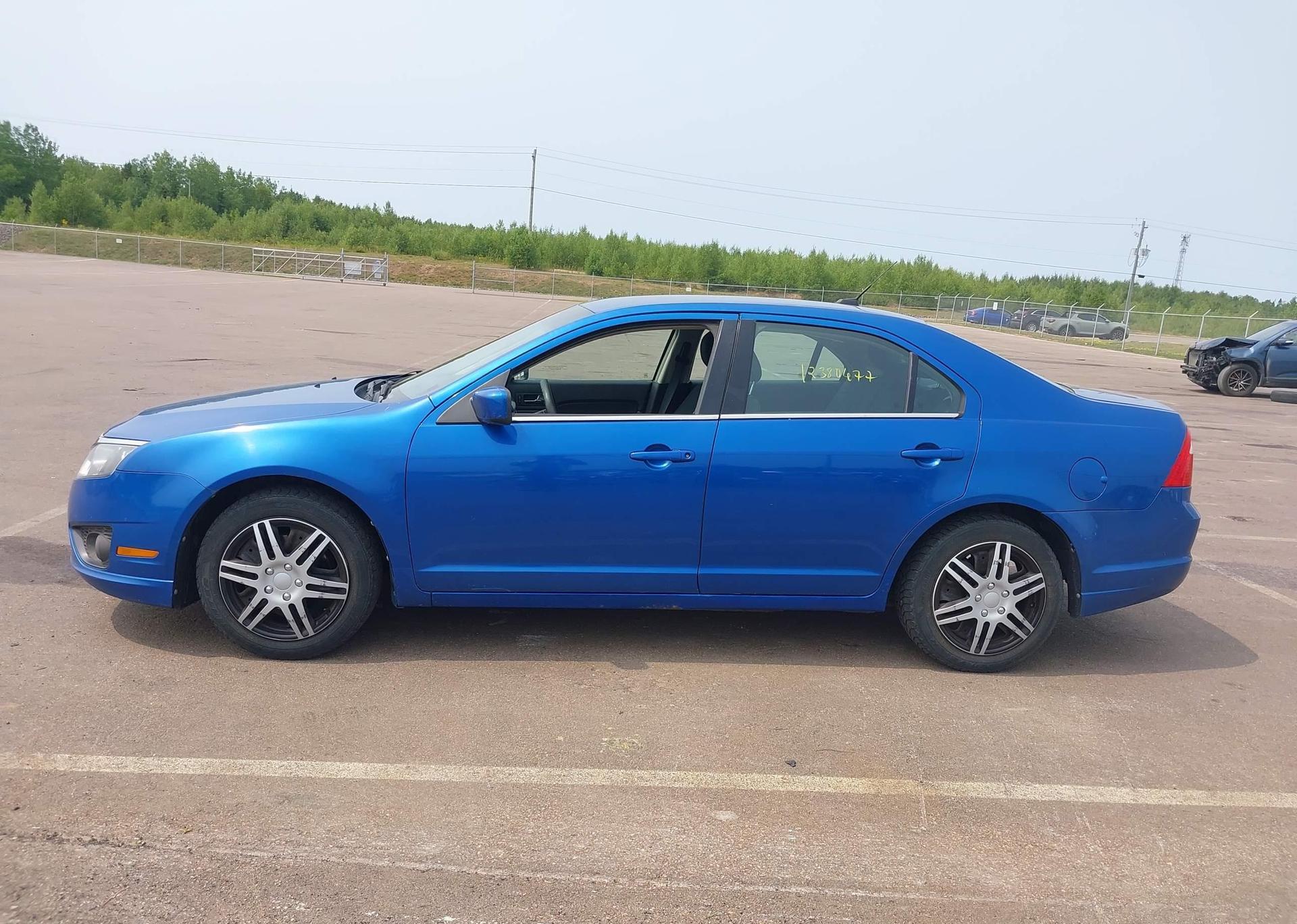 2011 FORD FUSION SE