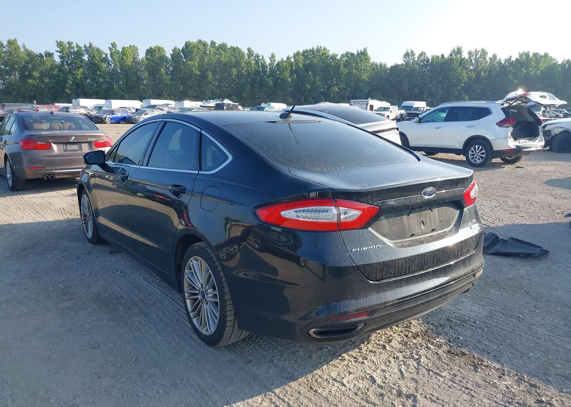 2015 FORD FUSION SE