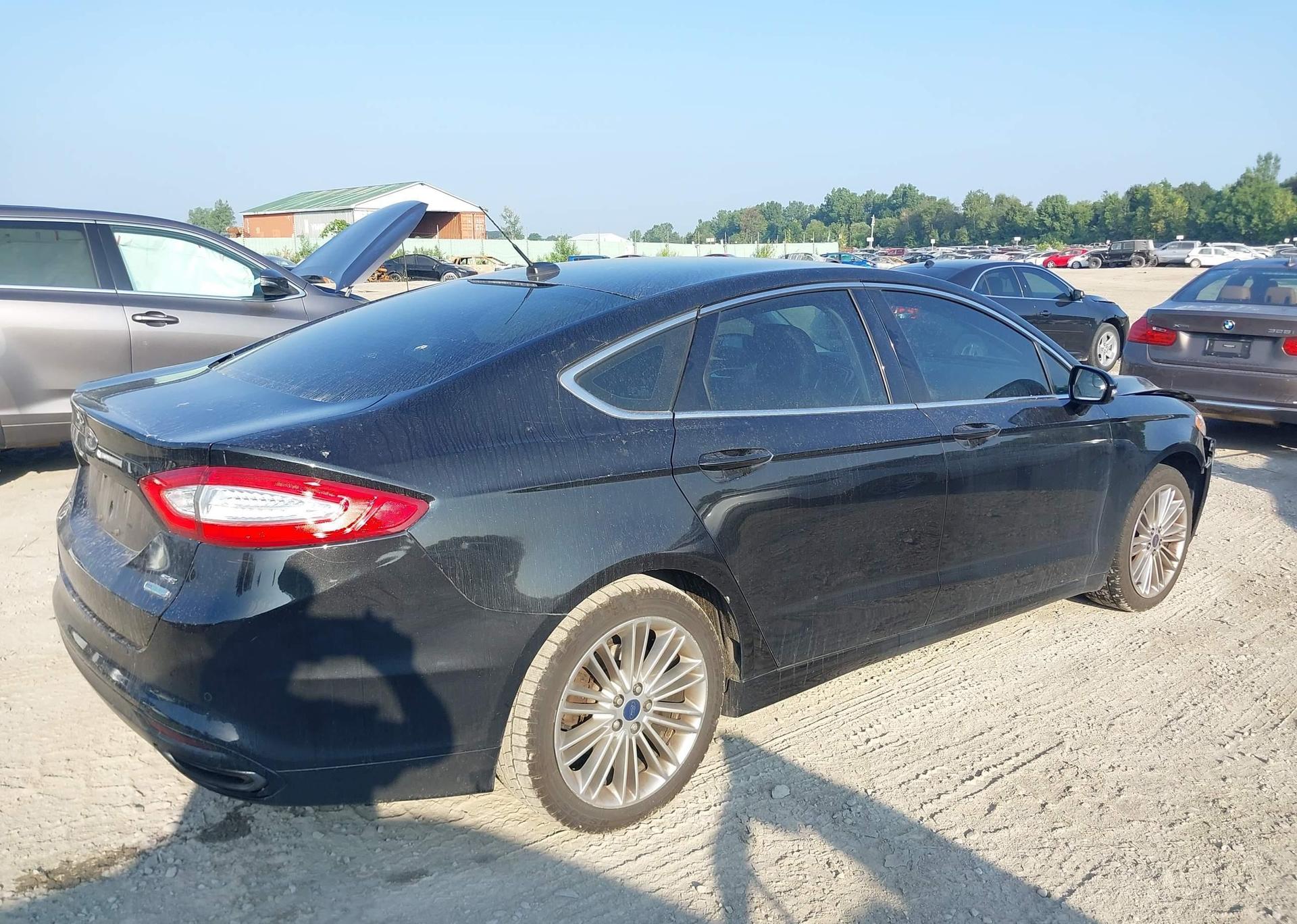 2015 FORD FUSION SE