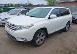 2013 TOYOTA HIGHLANDER PLUS