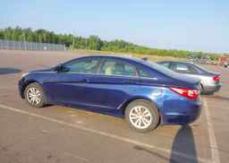 2011 HYUNDAI SONATA GL