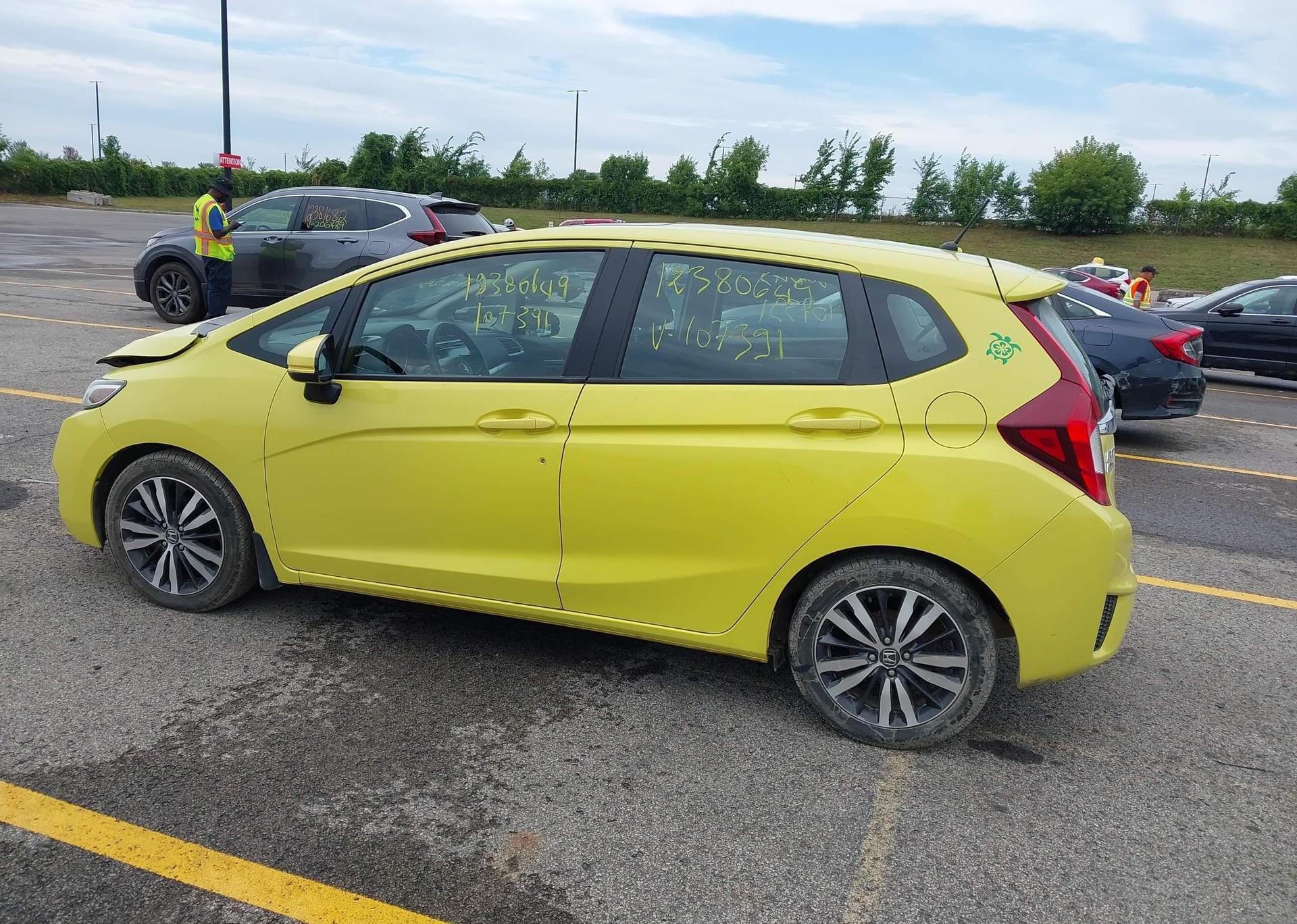 2016 HONDA FIT EX
