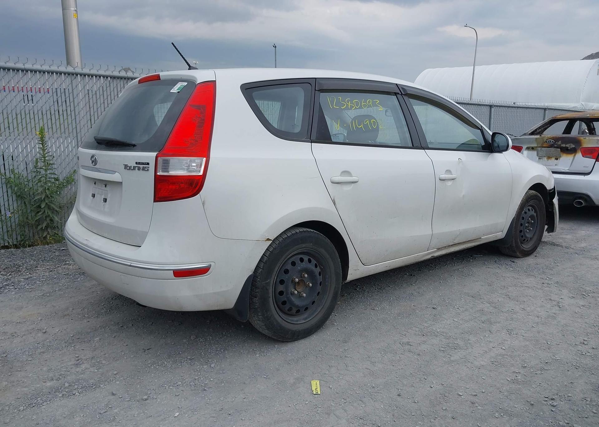 2011 HYUNDAI ELANTRA TOURING GLS