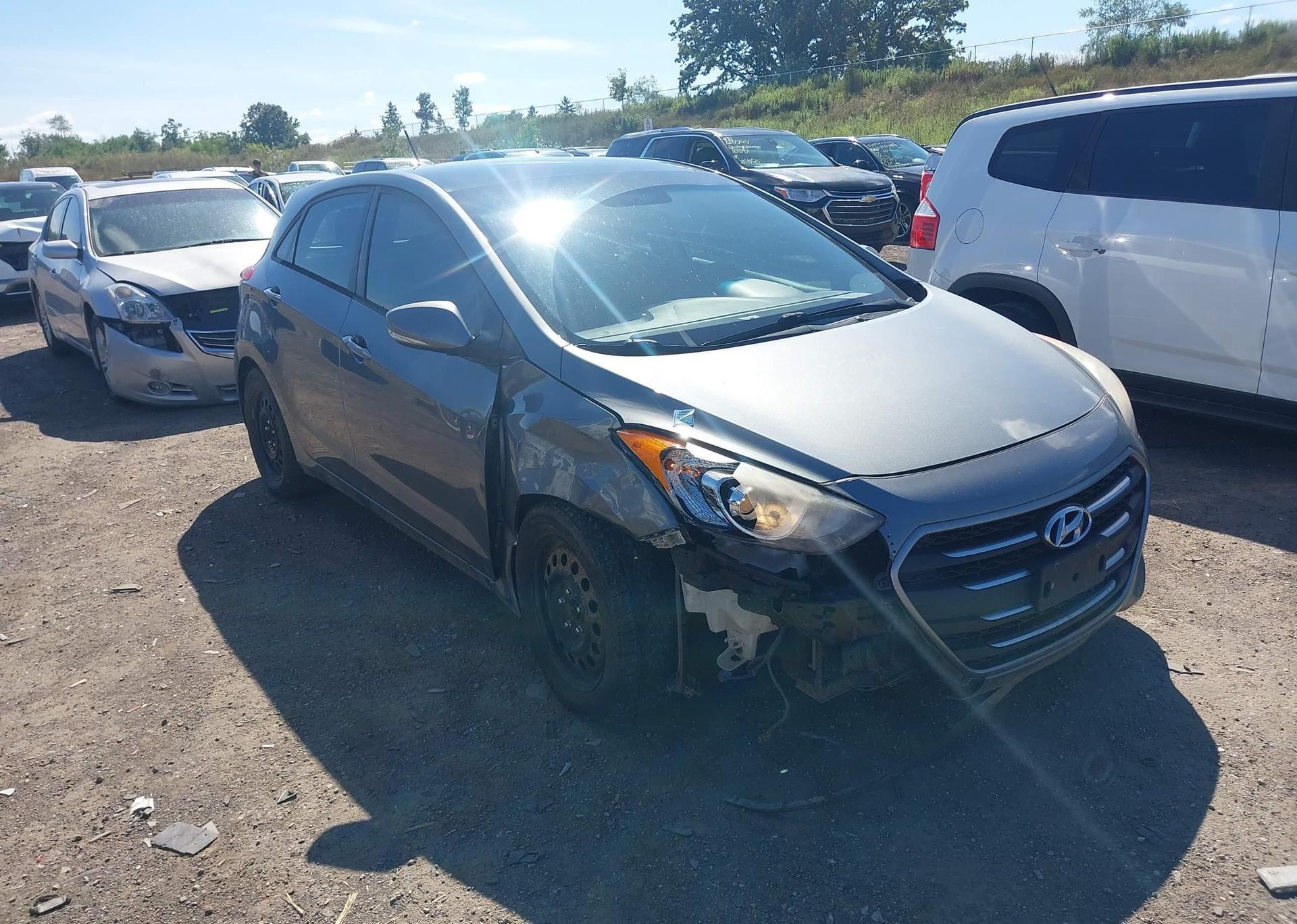 2016 HYUNDAI ELANTRA GT GLS