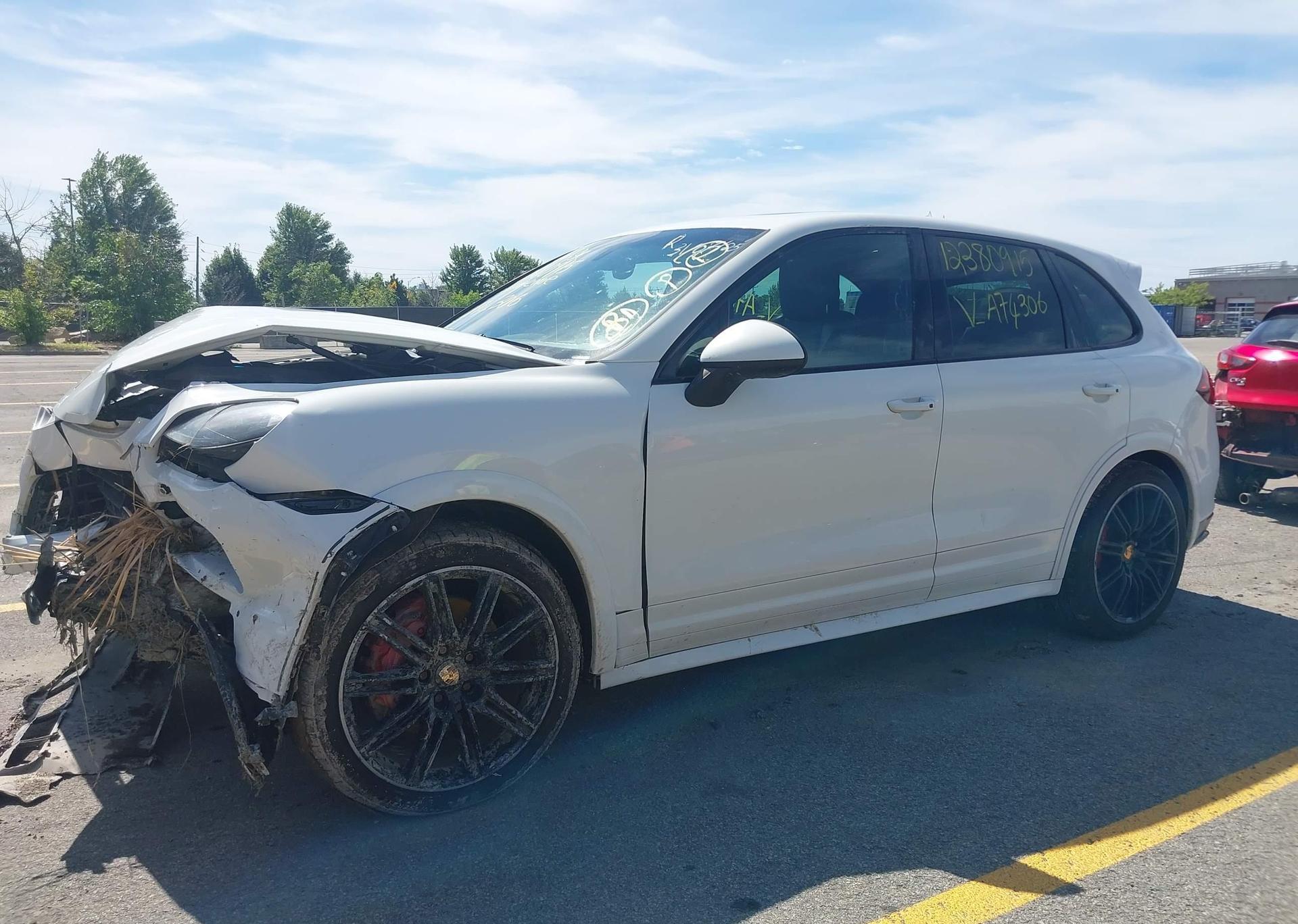 2013 PORSCHE CAYENNE GTS