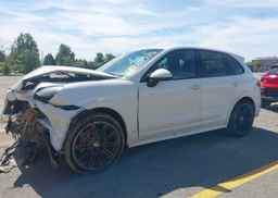2013 PORSCHE CAYENNE GTS