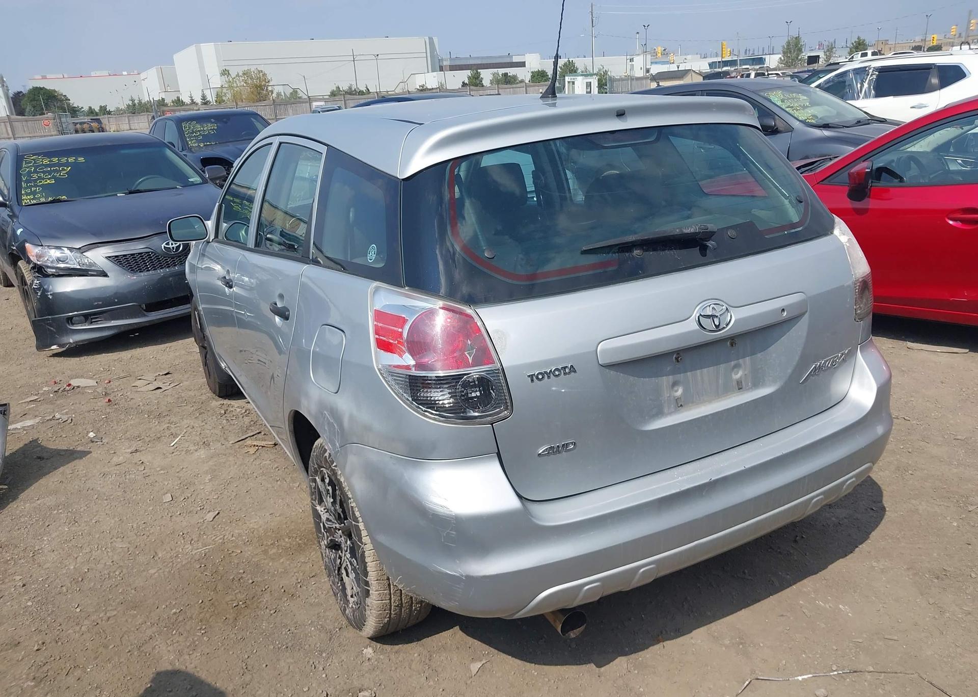 2005 TOYOTA COROLLA MATRIX XR