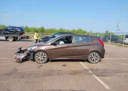 2015 HYUNDAI ACCENT GS