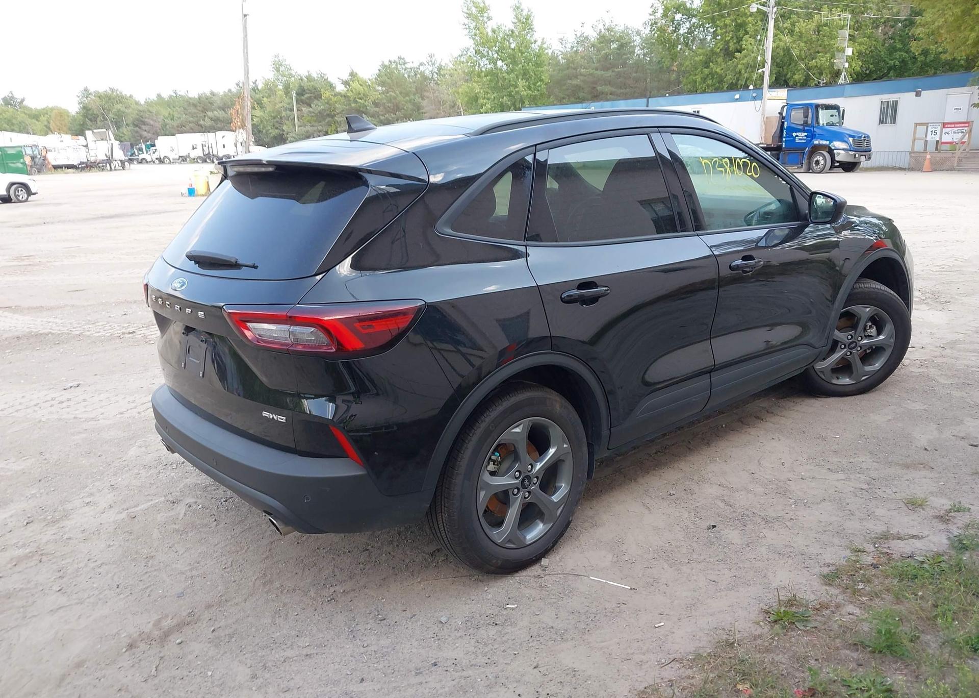 2025 FORD ESCAPE ST LINE