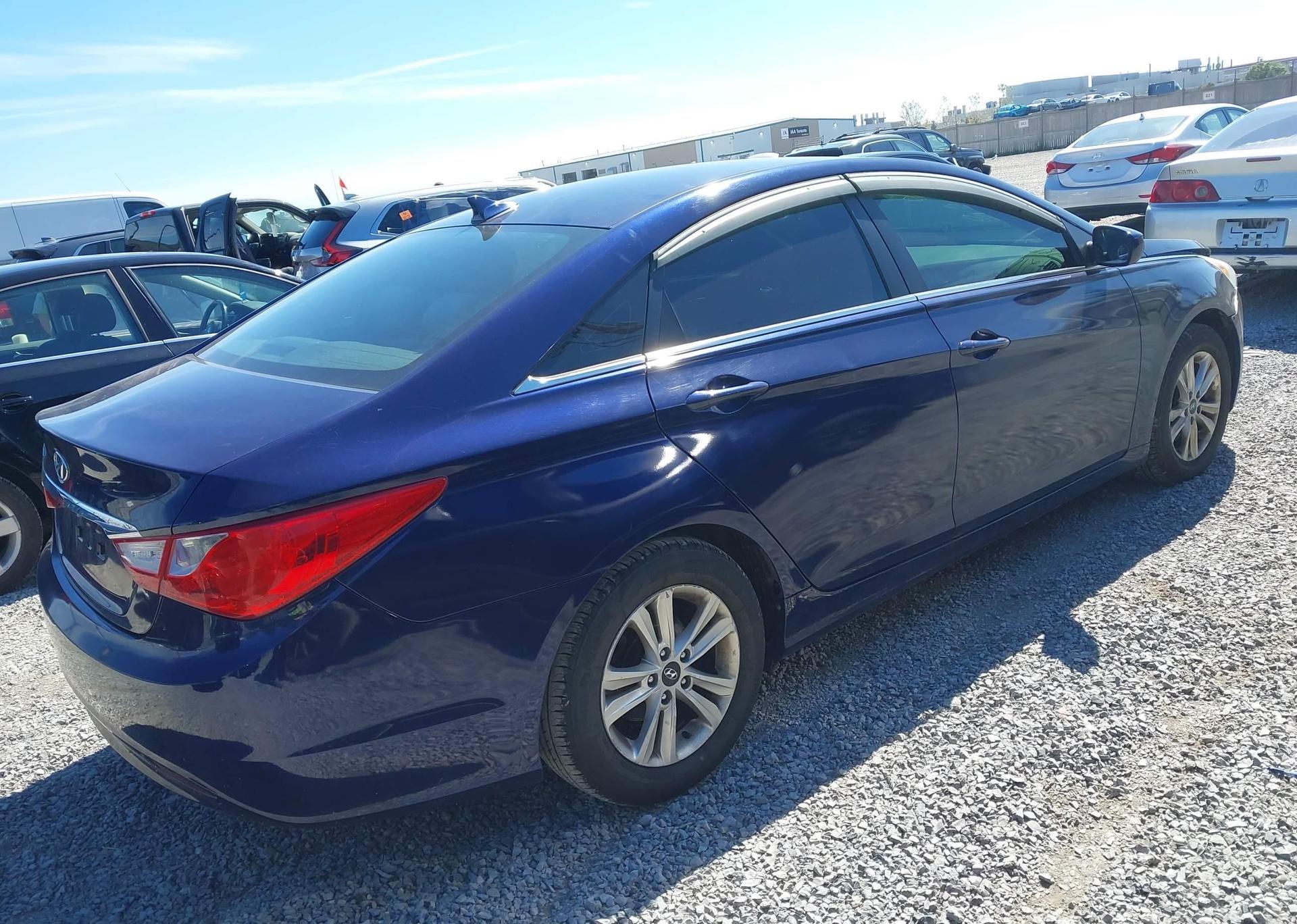 2013 HYUNDAI SONATA GLS