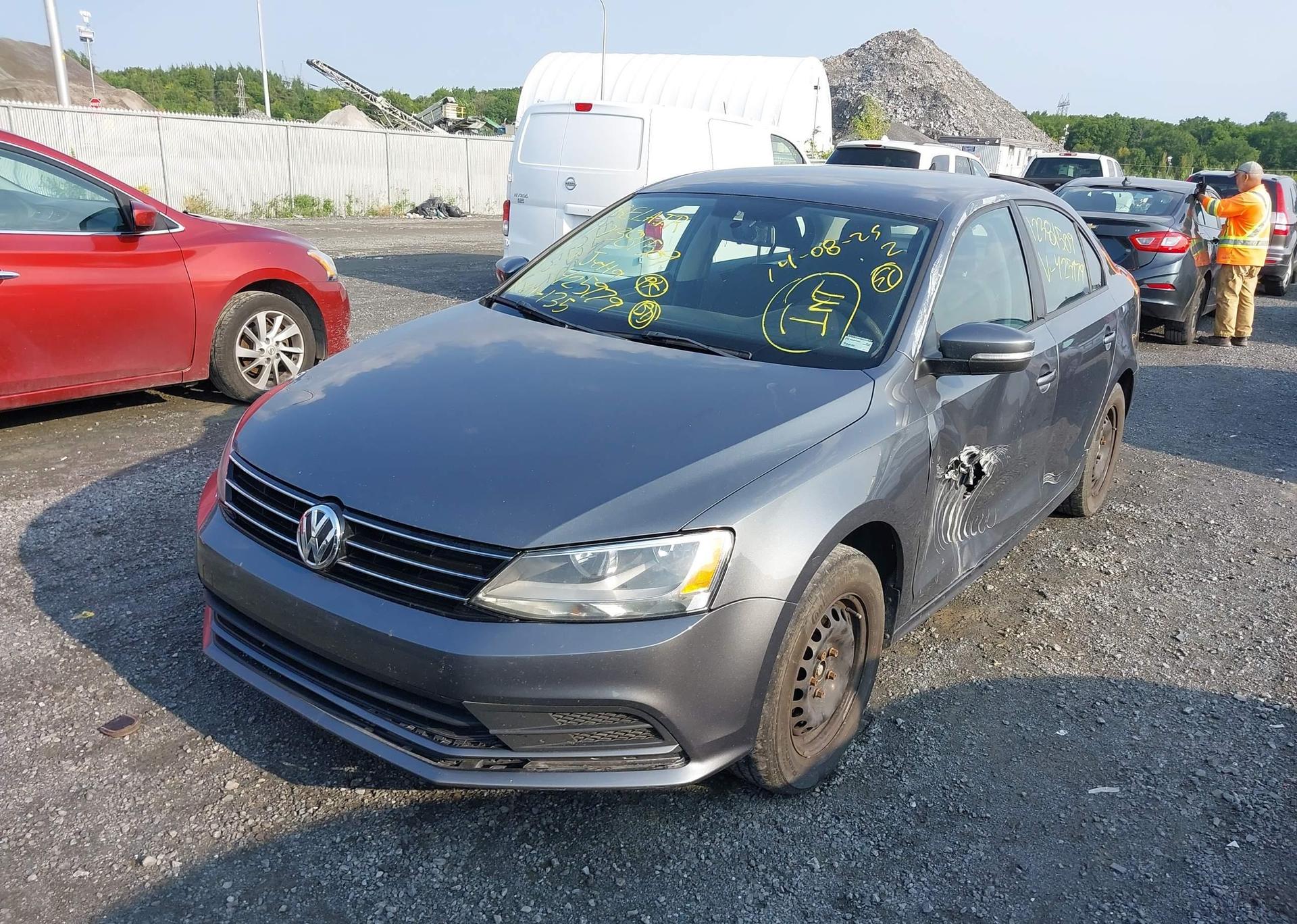 2015 VOLKSWAGEN JETTA 2.0L TRENDLINE