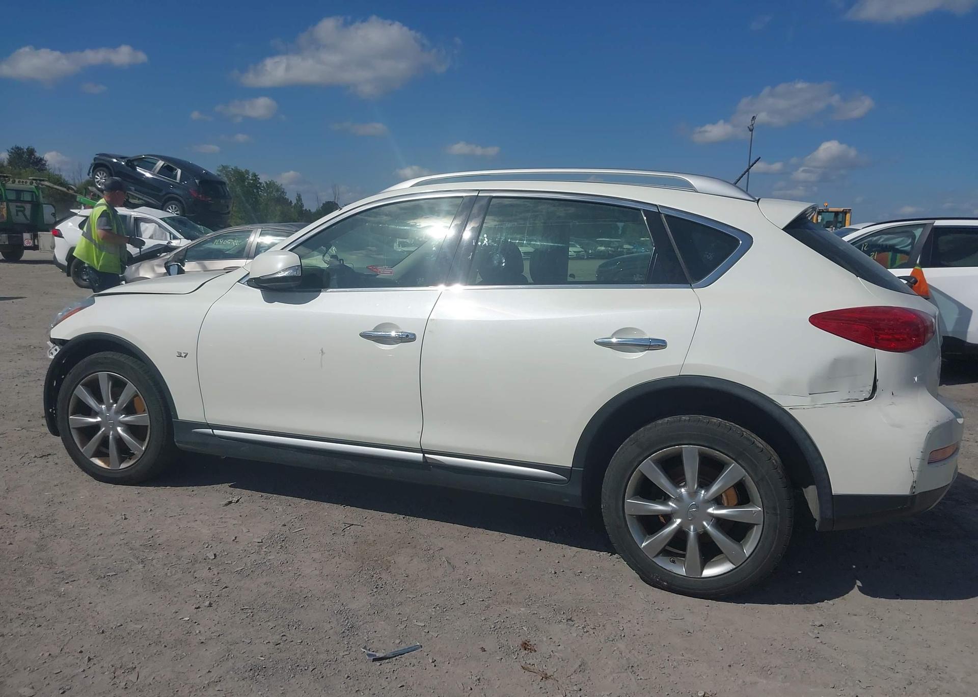 2017 INFINITI QX50