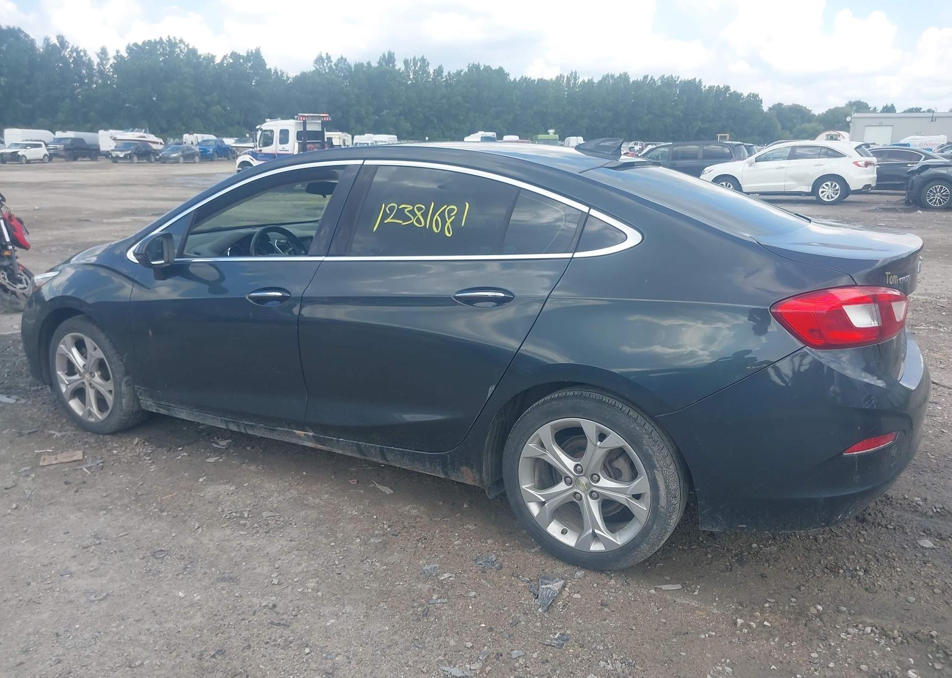 2018 CHEVROLET CRUZE PREMIER