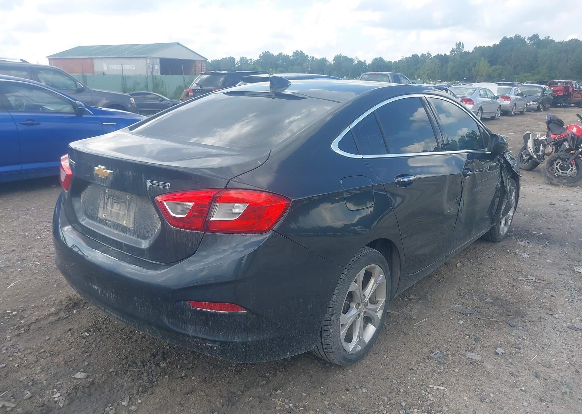 2018 CHEVROLET CRUZE PREMIER