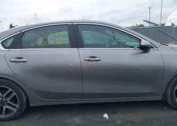 2023 KIA FORTE EX