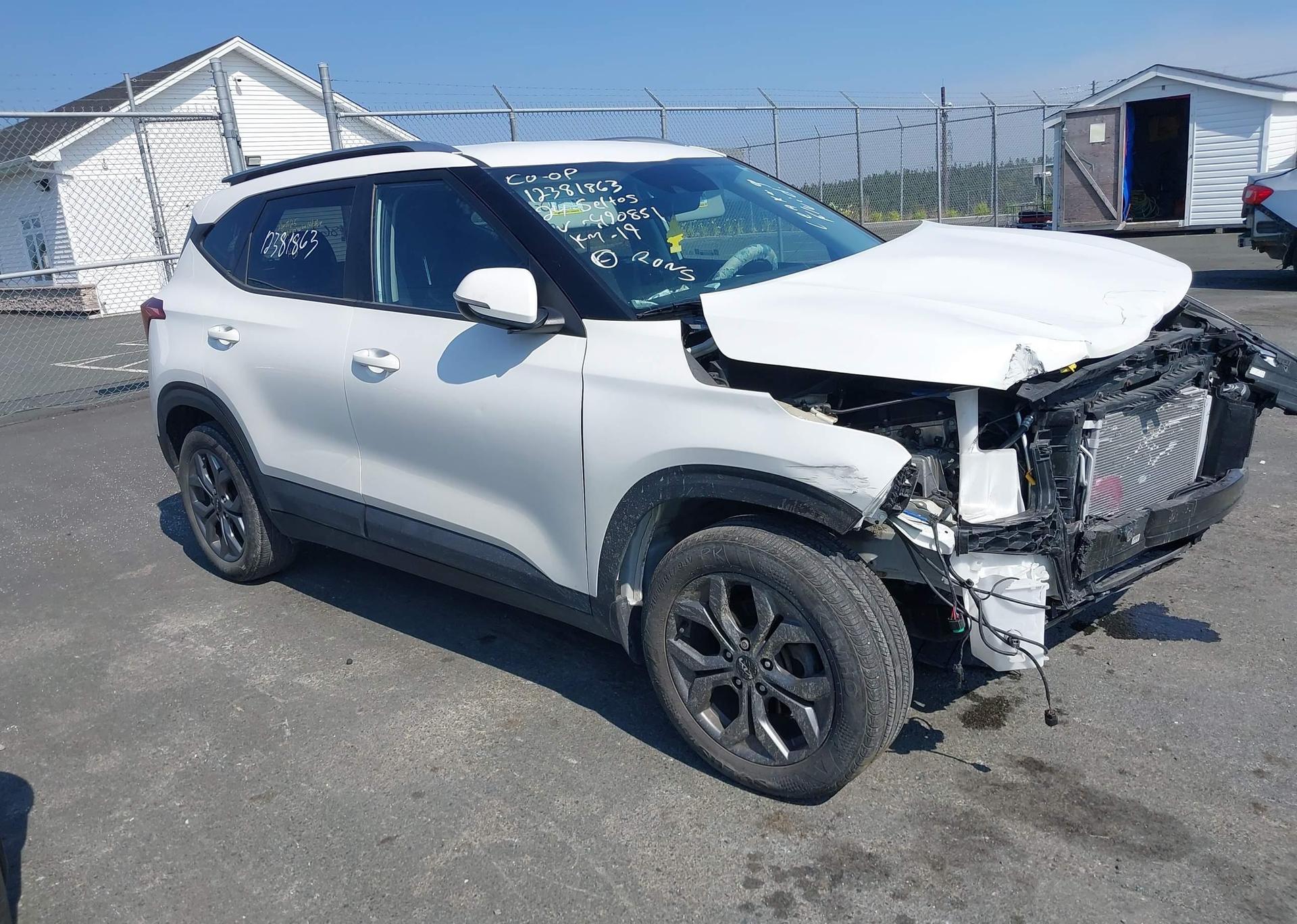 2024 KIA SELTOS LX