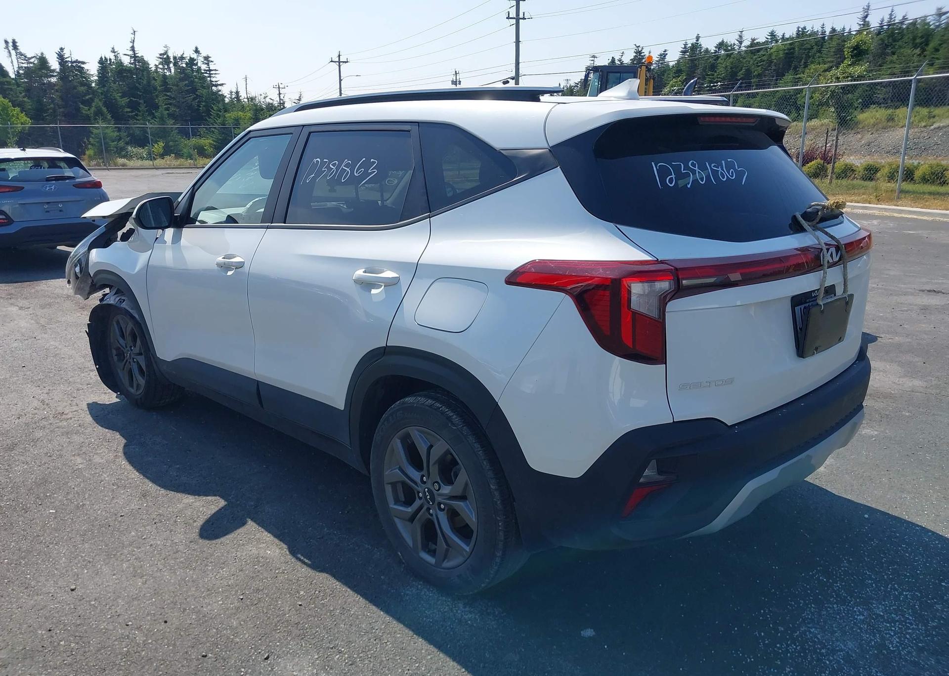 2024 KIA SELTOS LX