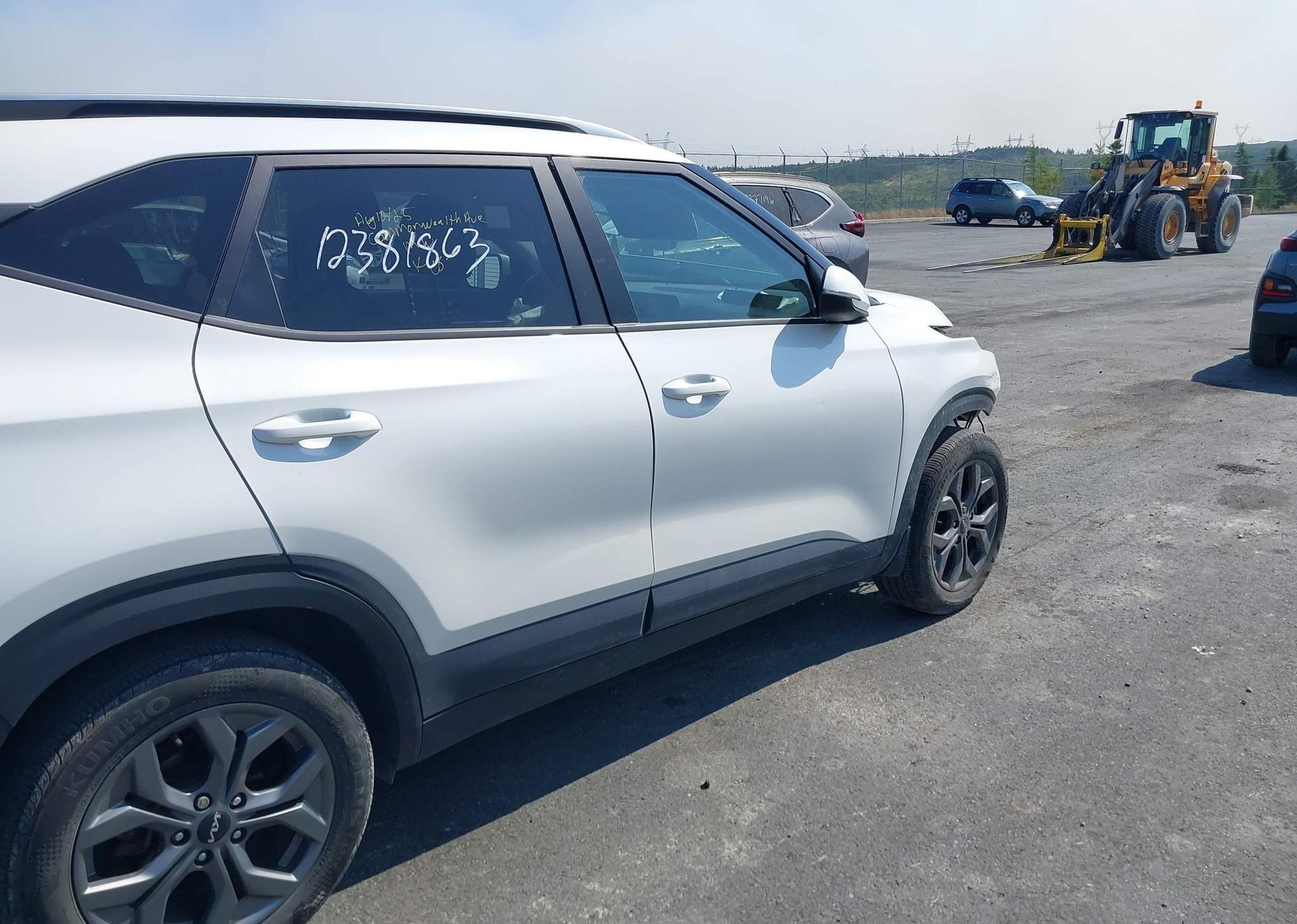 2024 KIA SELTOS LX