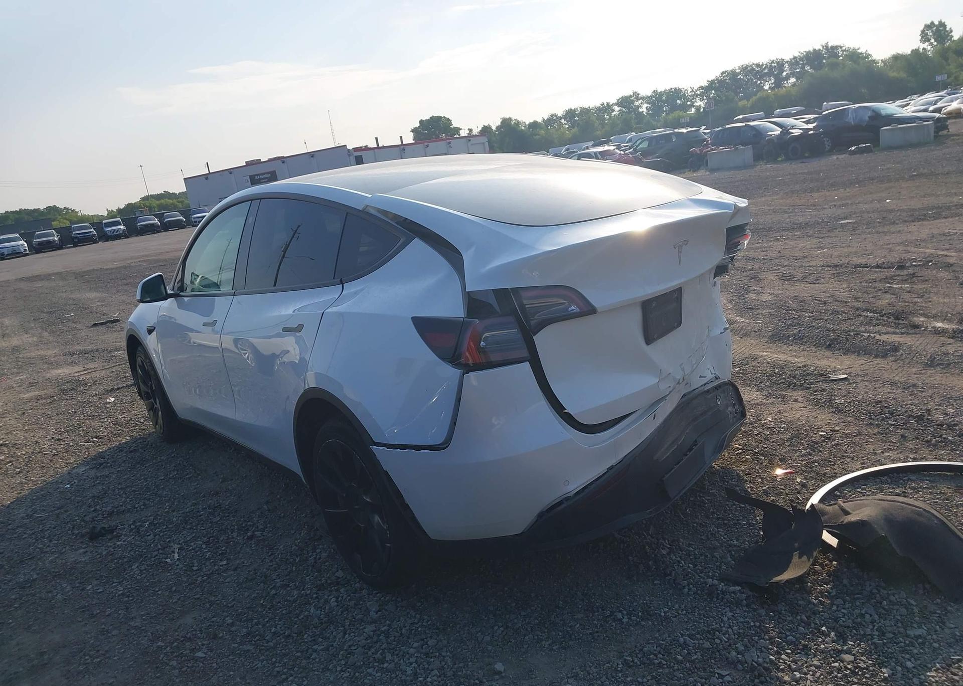 2022 TESLA MODEL Y