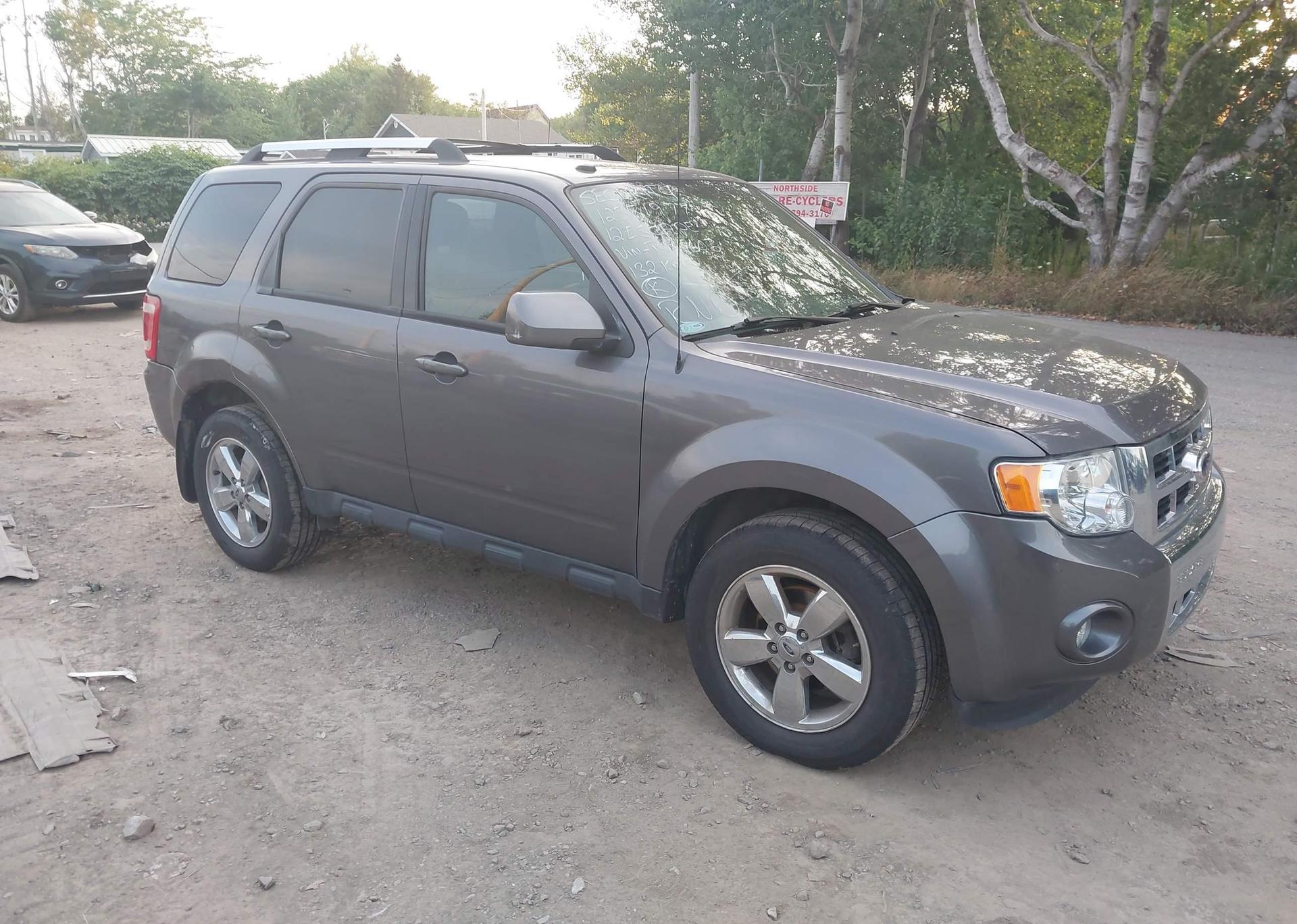 2012 FORD ESCAPE LIMITED