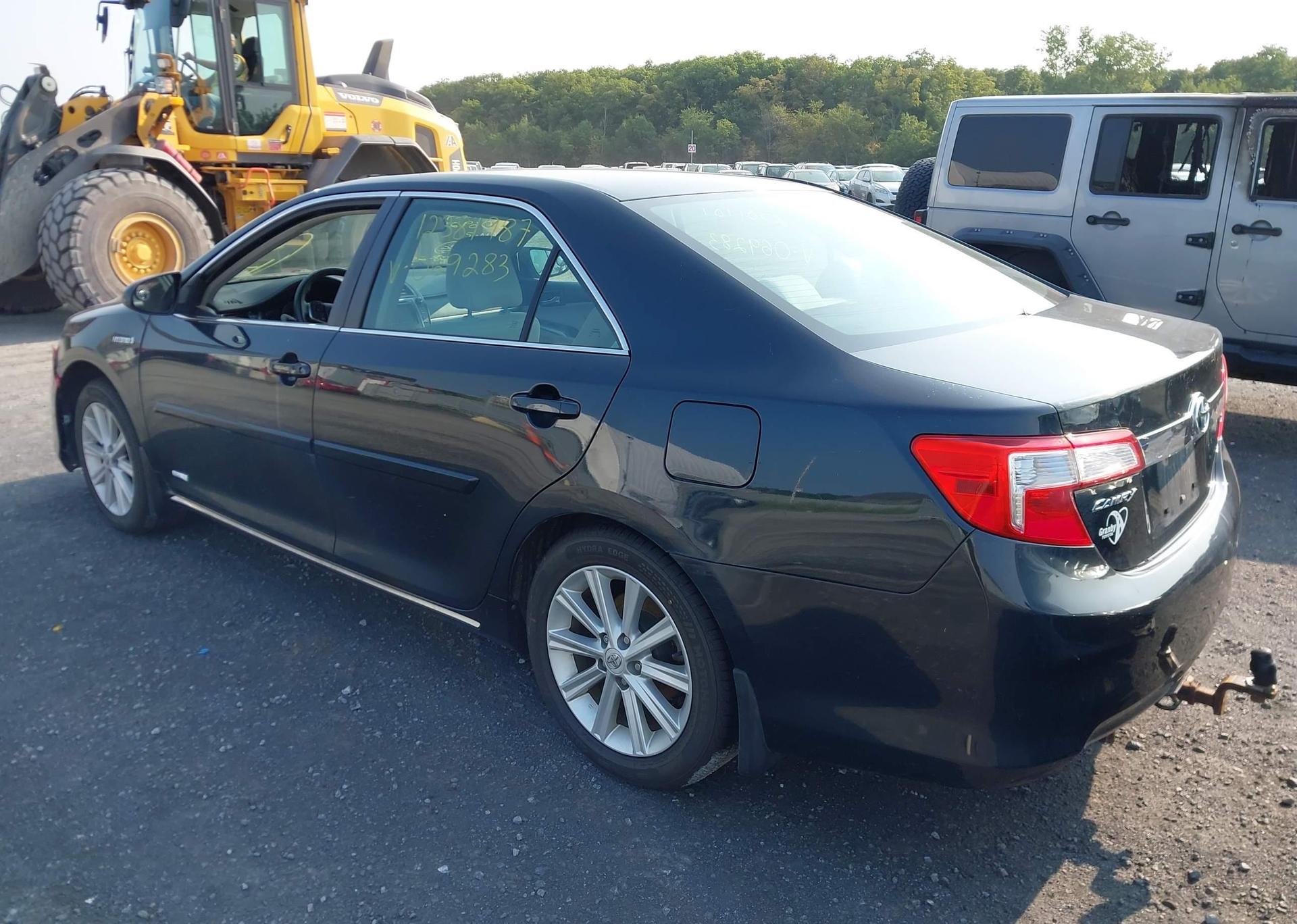 2013 TOYOTA CAMRY HYBRID