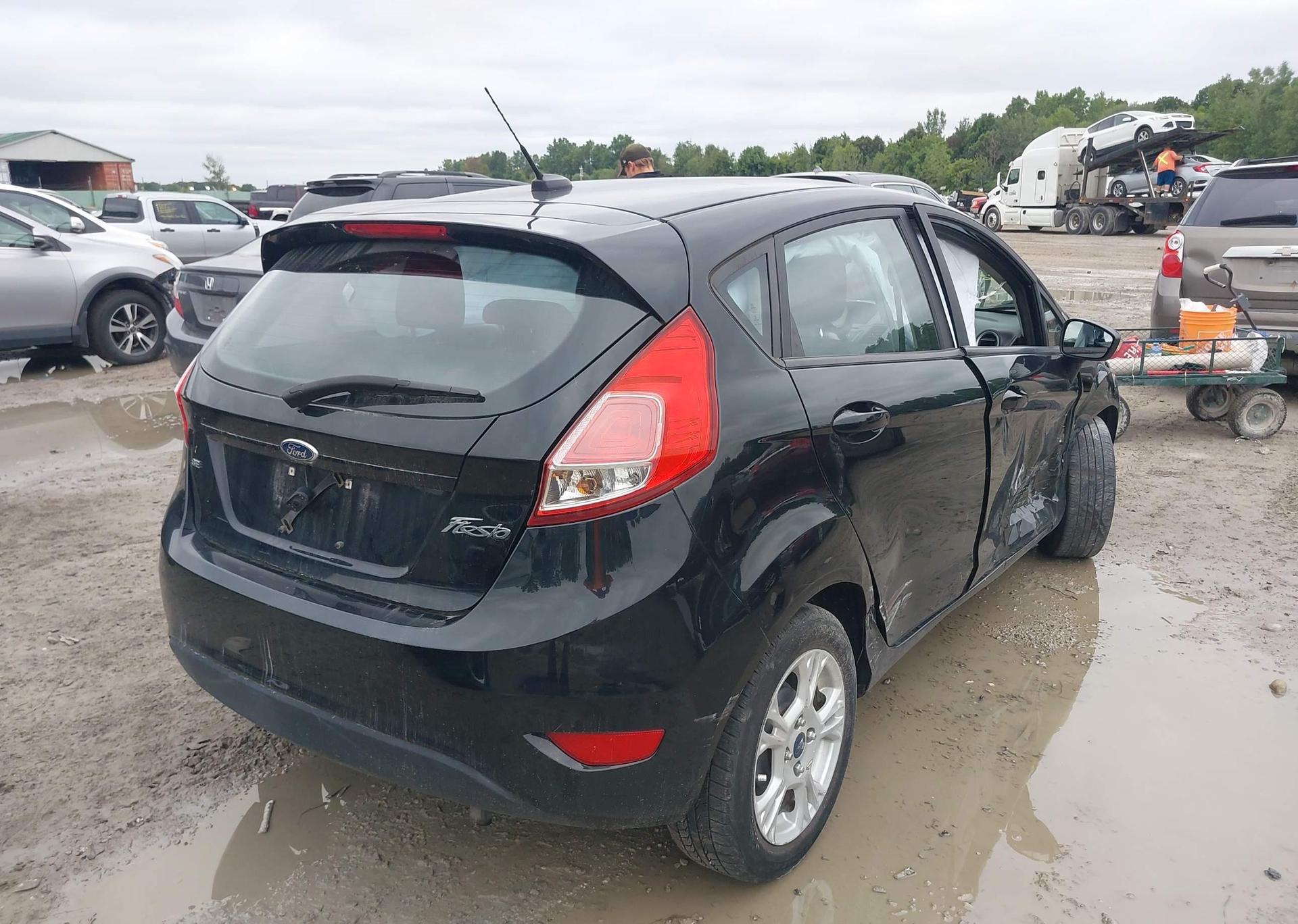 2016 FORD FIESTA SE
