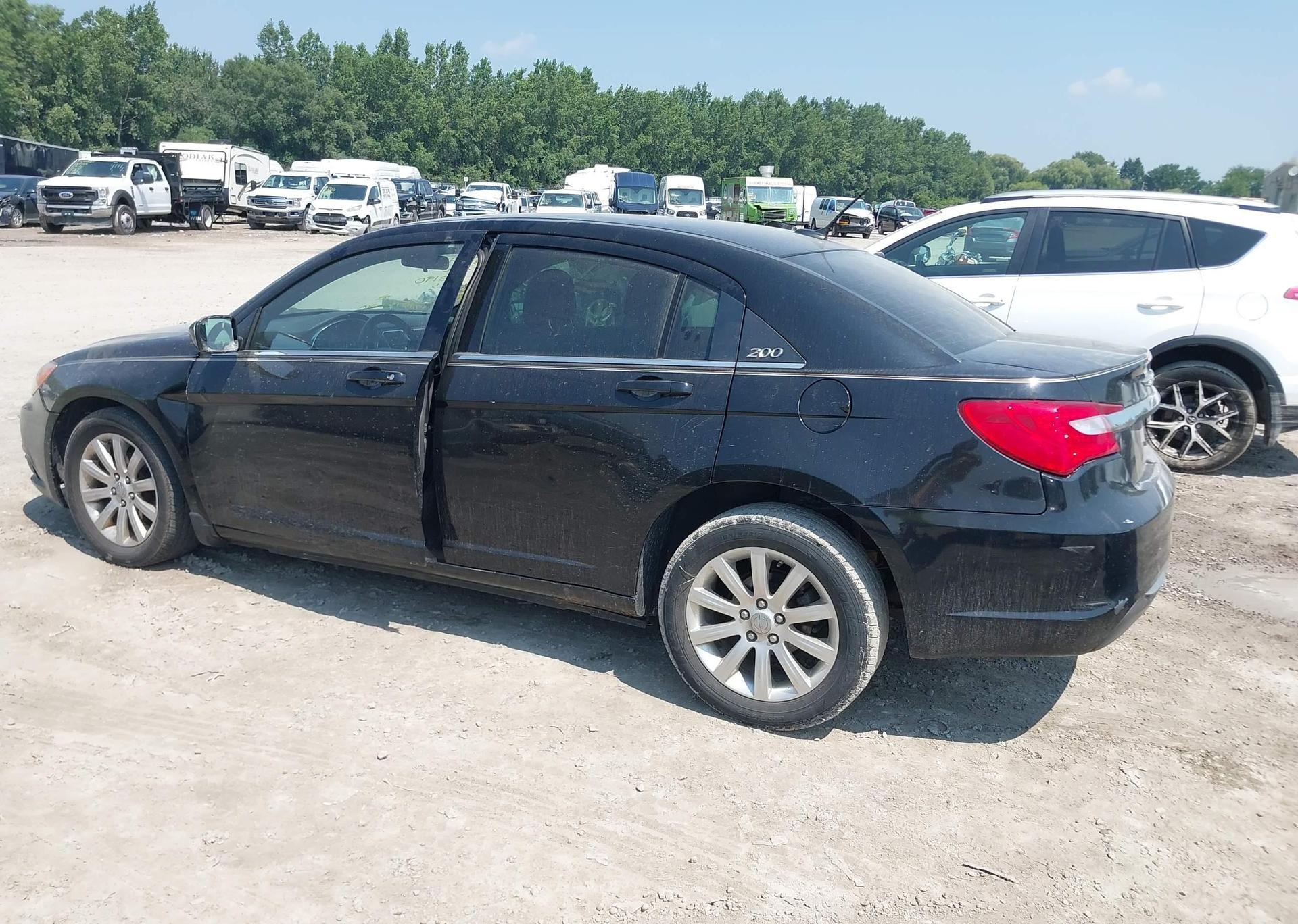 2013 CHRYSLER 200 TOURING