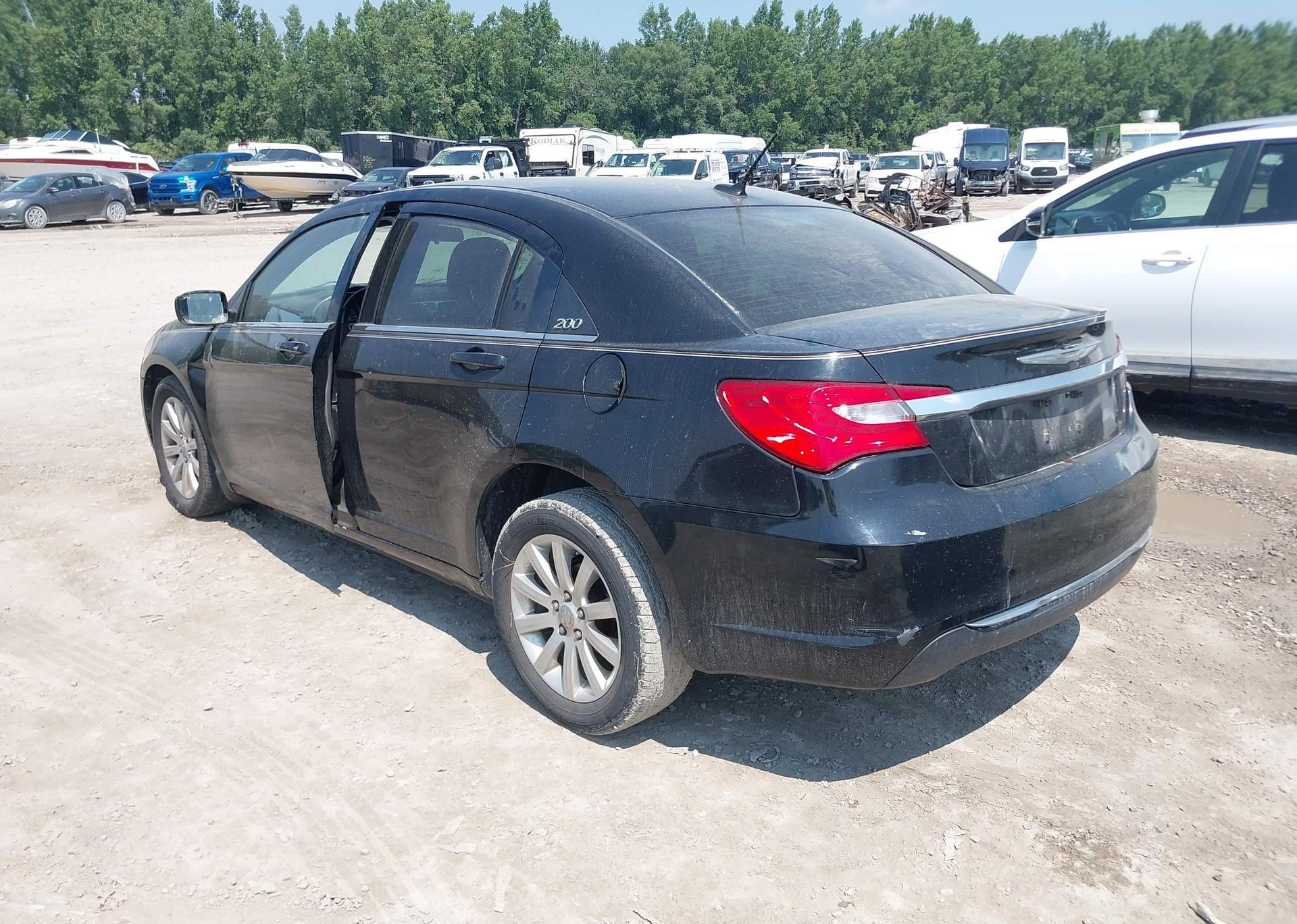2013 CHRYSLER 200 TOURING