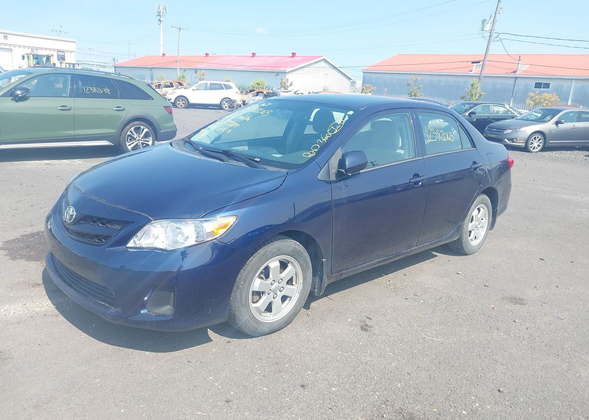 2013 TOYOTA COROLLA S