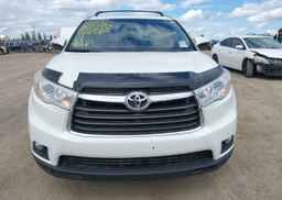 2016 TOYOTA highlander xle