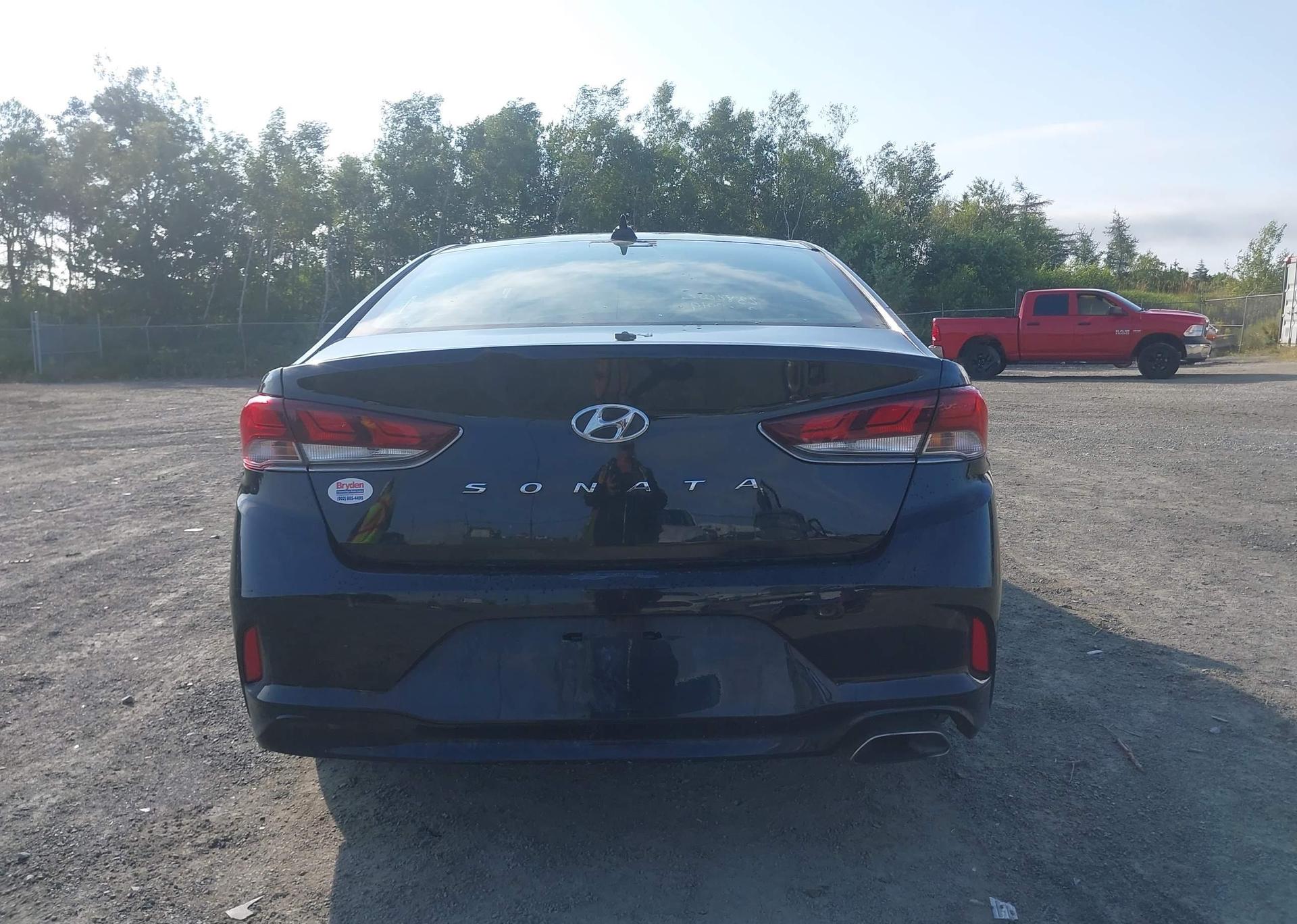 2019 HYUNDAI SONATA SE