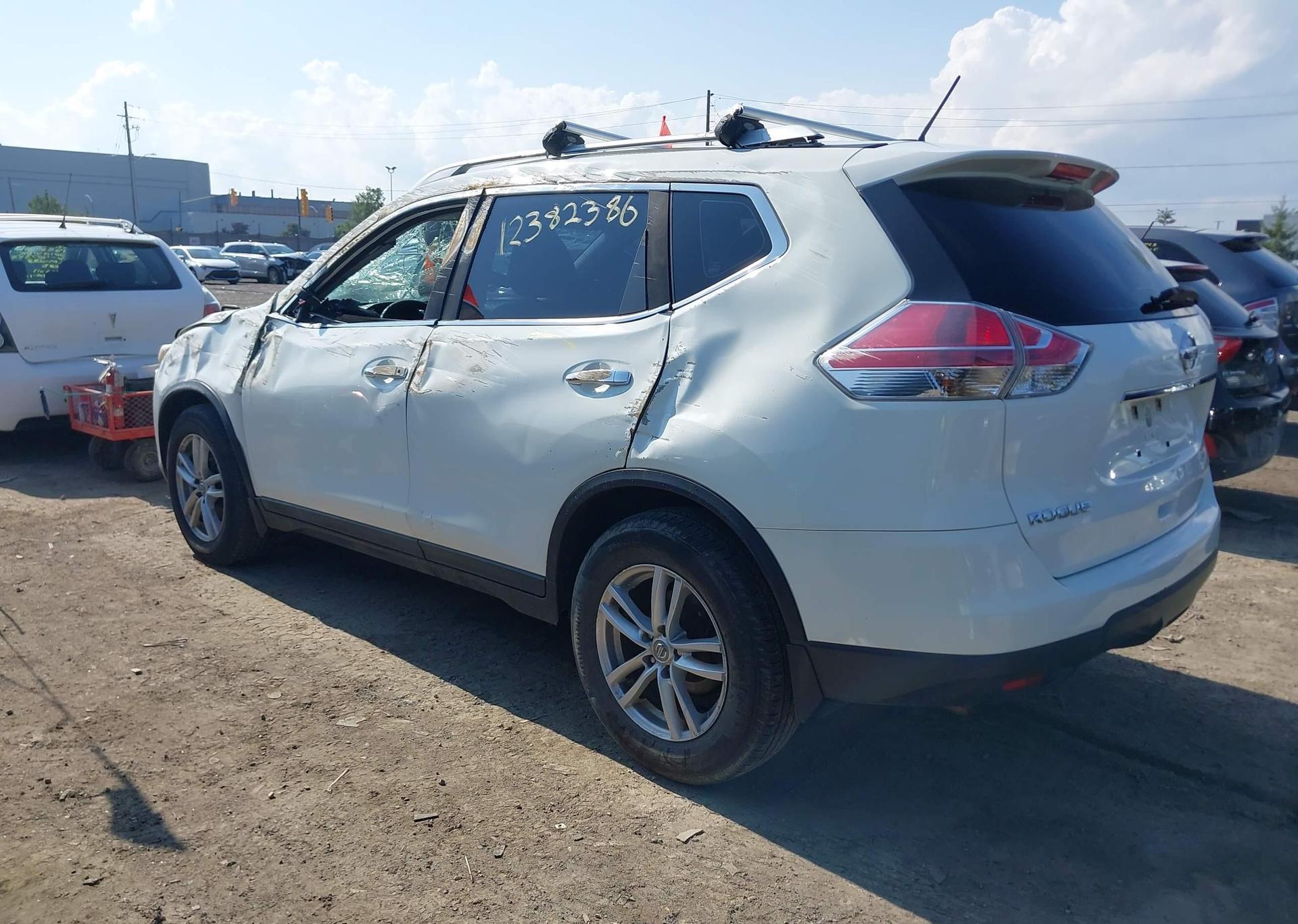 2016 NISSAN ROGUE S