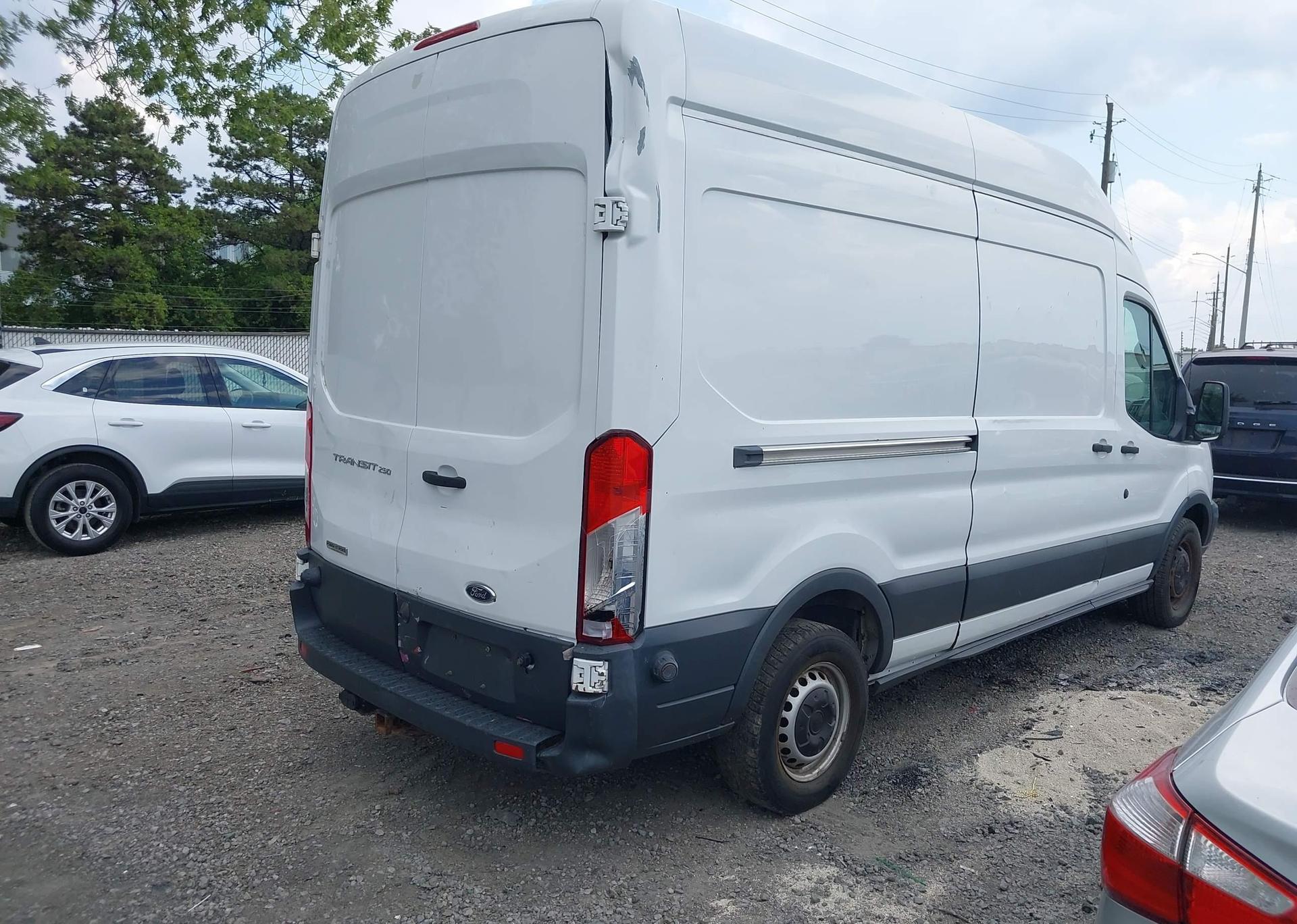 2016 FORD transit t-250