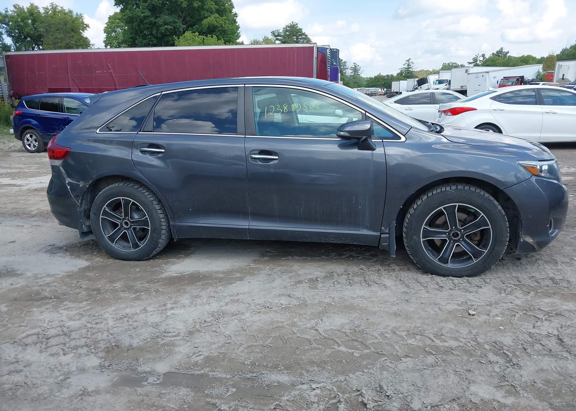 2014 TOYOTA VENZA