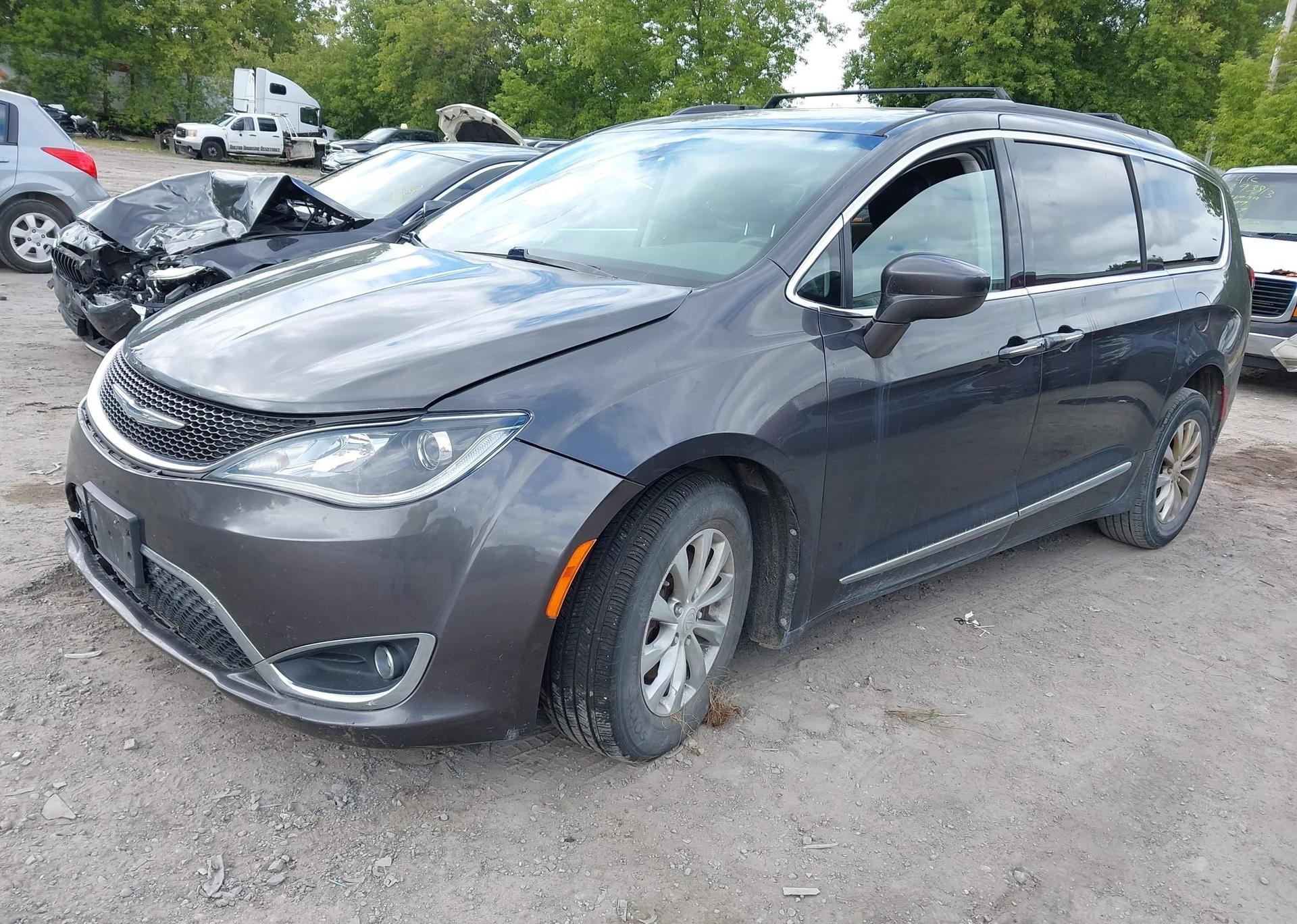 2017 CHRYSLER PACIFICA TOURING L